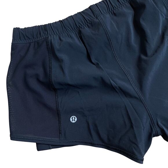 Lululemon Meshed Up Short Black 2.5" Black Size 6 - Picture 6 of 9